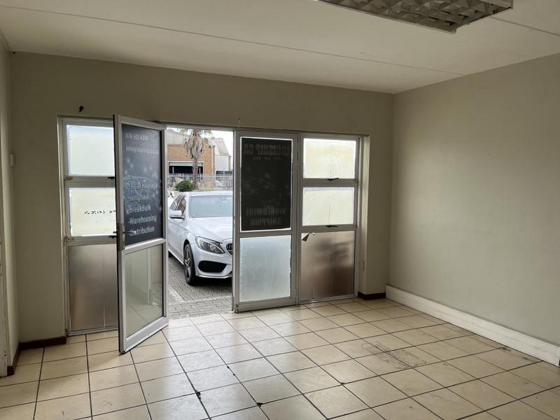 To Let commercial Property for Rent in Montague Gardens Western Cape